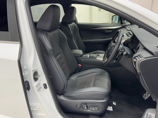 レクサス NX300 Fスポーツ