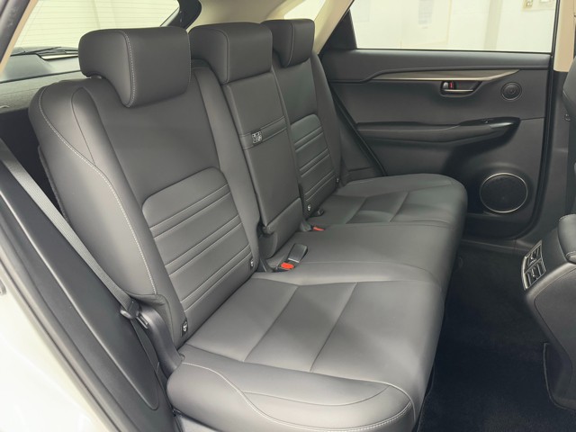 レクサス NX300 Iパッケージ