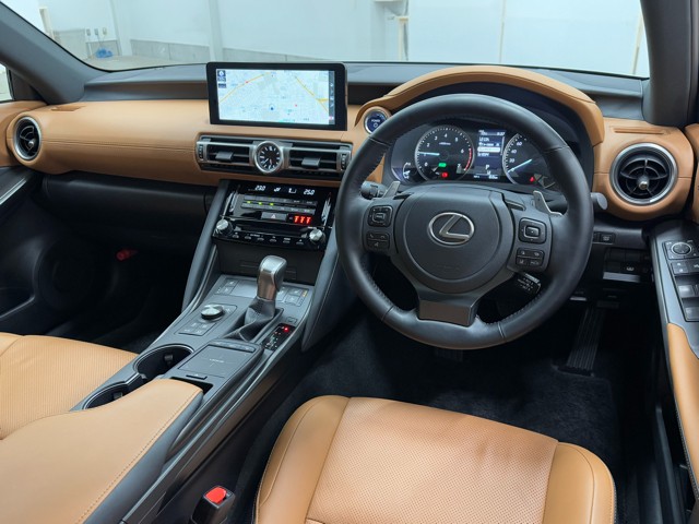 レクサス IS300h VER-L