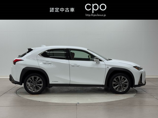 レクサス UX250h Fスポーツ