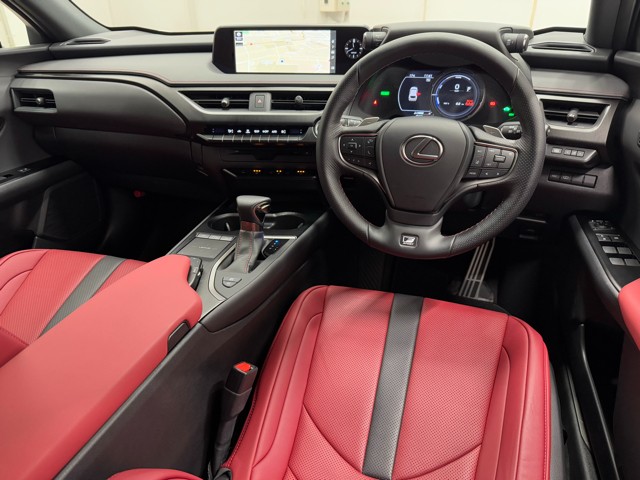 レクサス UX250h Fスポーツ
