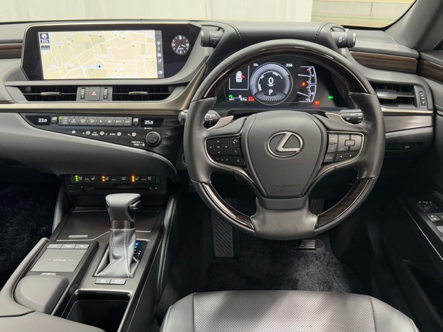 レクサス ES300h
