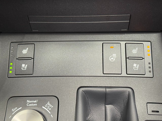 レクサス IS350 F SPORTモードブラ