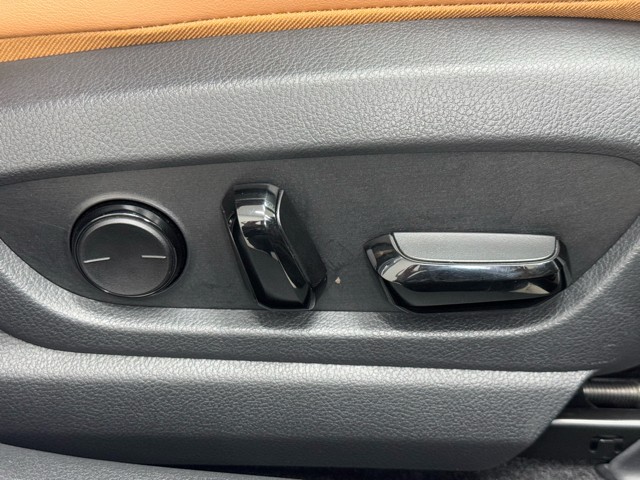 レクサス UX300e バージョンC