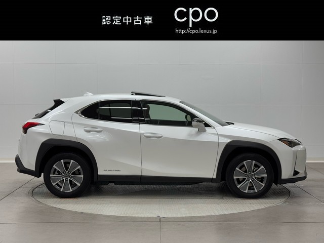 レクサス UX300e バージョンC