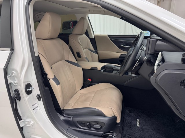 レクサス ES300h バージョンL