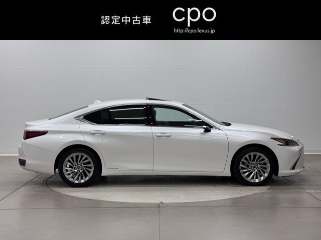 レクサス ES300h バージョンL