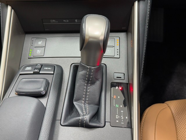 レクサス IS300h VER-L