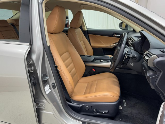 レクサス IS300h VER-L