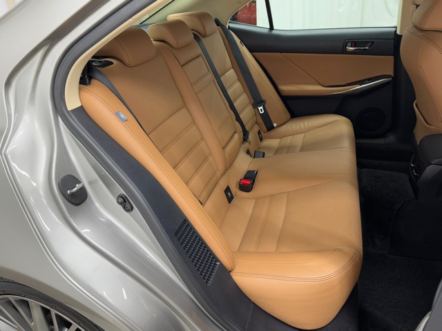 レクサス IS300h VER-L