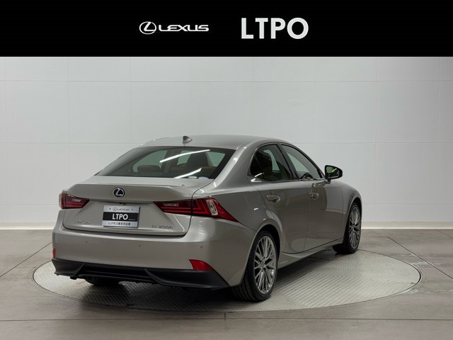 レクサス IS300h VER-L