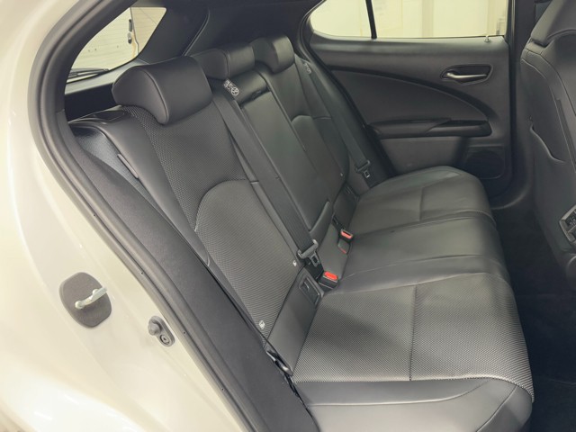 レクサス UX300h VER-L