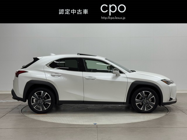 レクサス UX300h VER-L