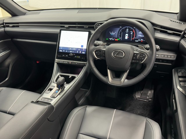 レクサス LBX HEV リラックス