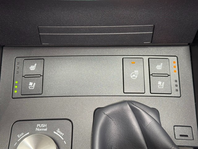 レクサス IS300h VER-L