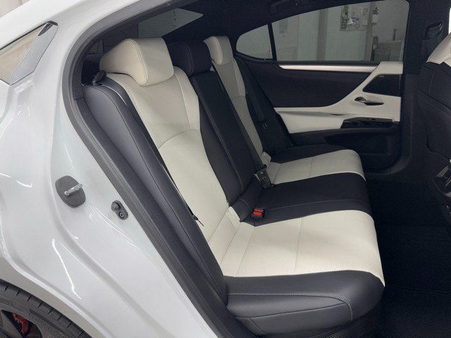 レクサス ES300h F SPORT