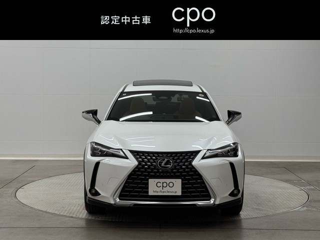 レクサス UX300h バージョンC