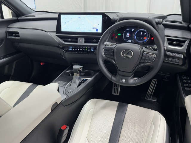 レクサス UX250h Fスポーツ
