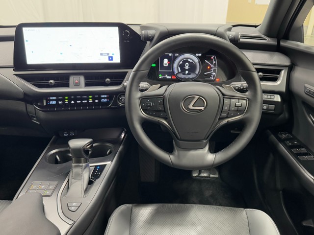 レクサス UX250h バージョンL