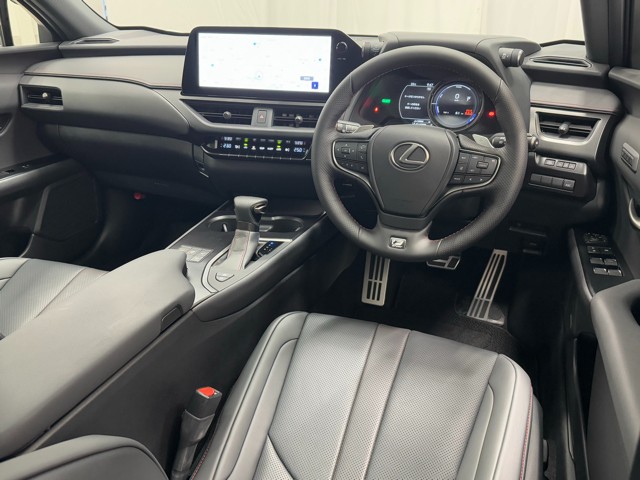 レクサス UX250h Fスポーツ