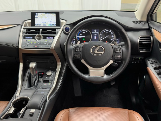 レクサス NX300h VER-L