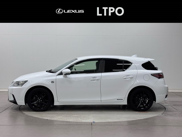 レクサス CT200h F SPORT X-ライン