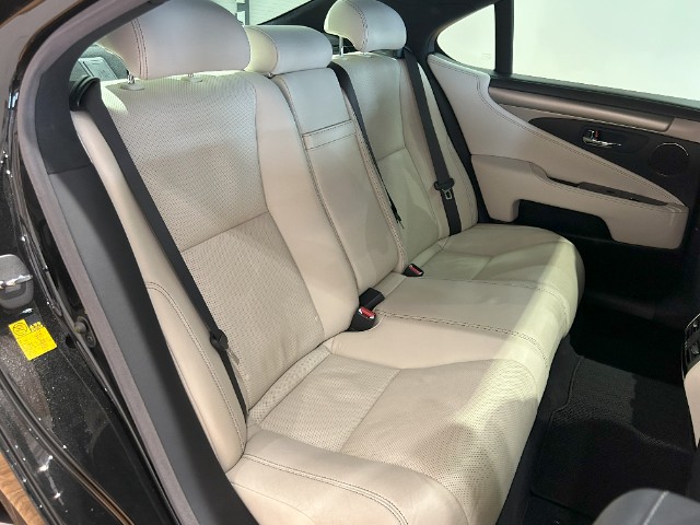 レクサス LS600h F SPORT