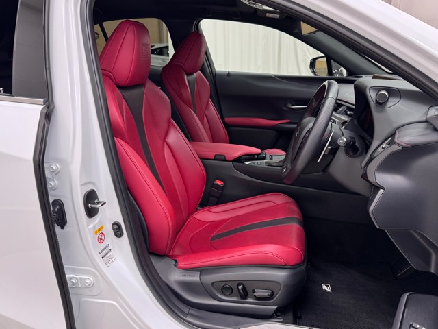 レクサス UX200 F SPORT