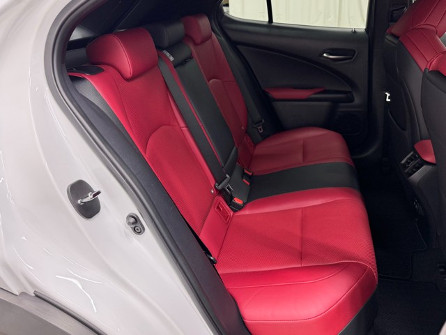 レクサス UX200 F SPORT