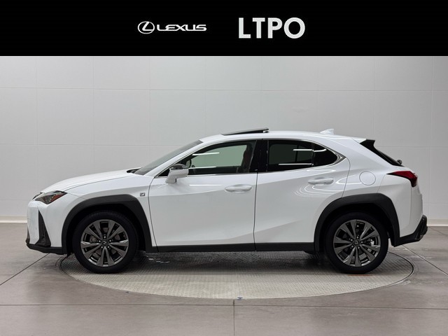 レクサス UX200 F SPORT