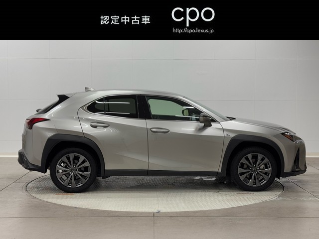 レクサス UX250h F SPORT