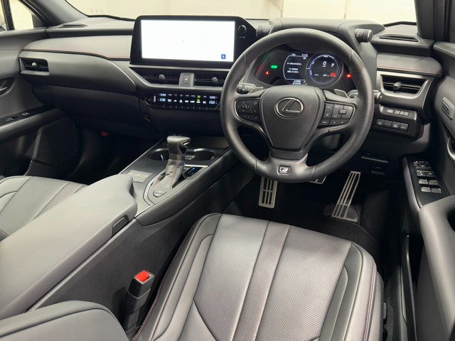 レクサス UX250h F SPORT