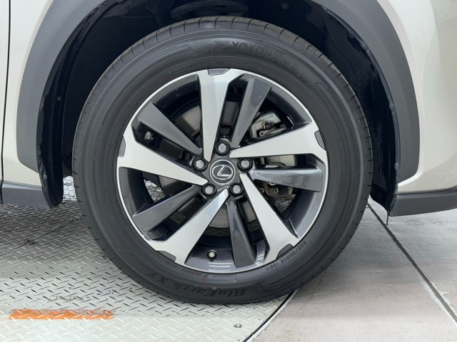 レクサス NX300h VER-L