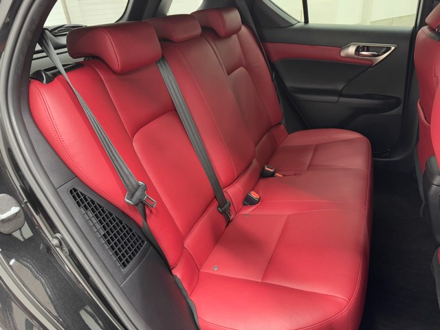 レクサス CT200h F SPORT