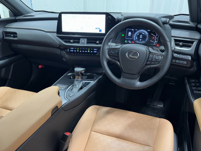 レクサス UX250h バージョンL