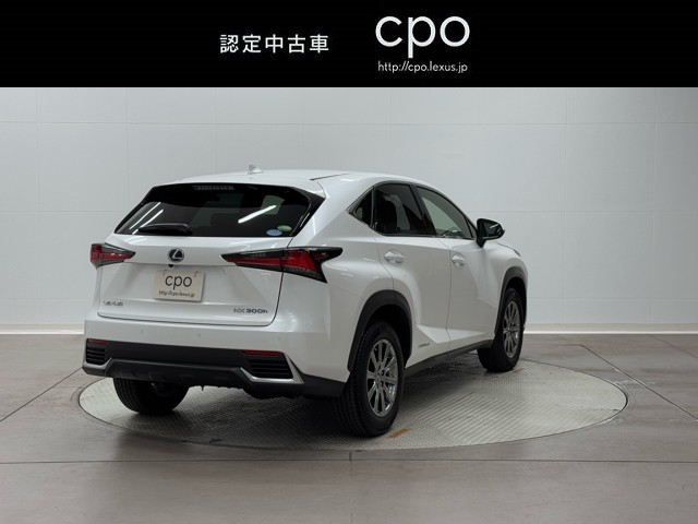 レクサス NX300h Iパッケージ