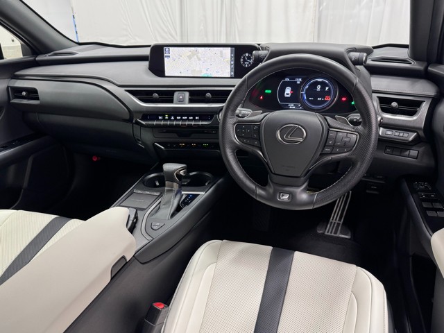 レクサス UX250h Fスポーツ