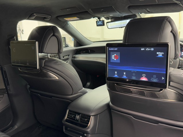 レクサス LS500h EXECUTIVE