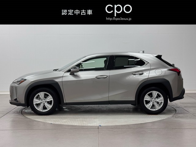 レクサス UX250h バージョンC