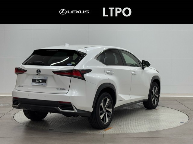 レクサス NX300h VER-L