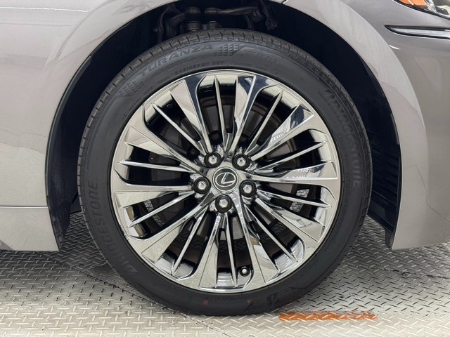 レクサス LS500 EXECUTIVE