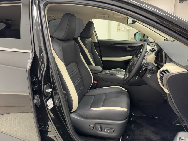 レクサス NX300h BlackSequence