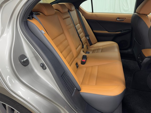 レクサス IS300h VER-L