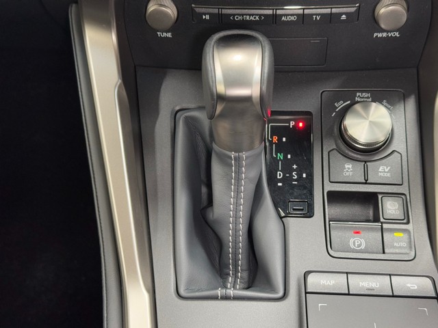 レクサス NX300h VER-L