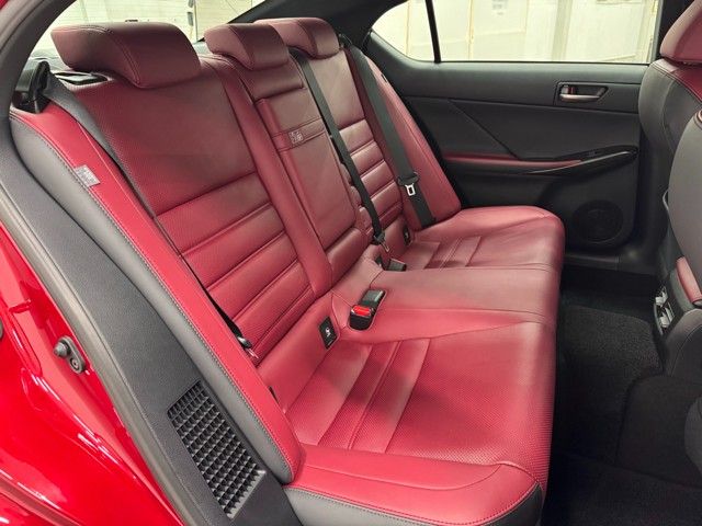 レクサス IS300h バージョンL