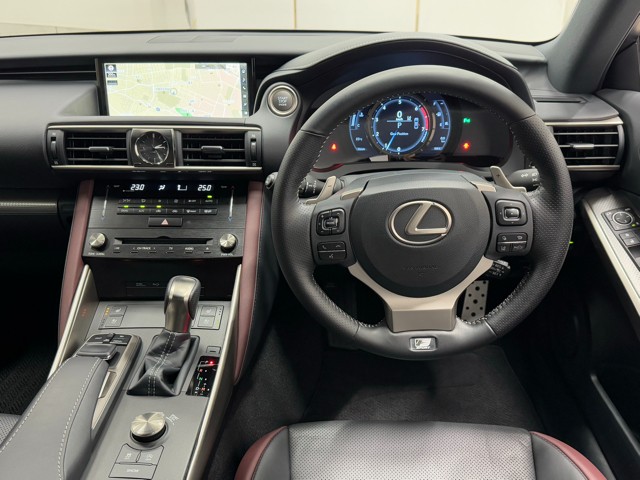 レクサス IS300 F SPORT