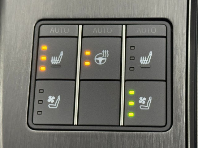 レクサス UX300h Fスポーツ エモーショナ