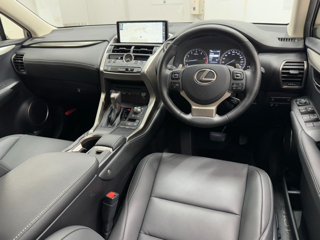 レクサス NX300 Iパッケージ