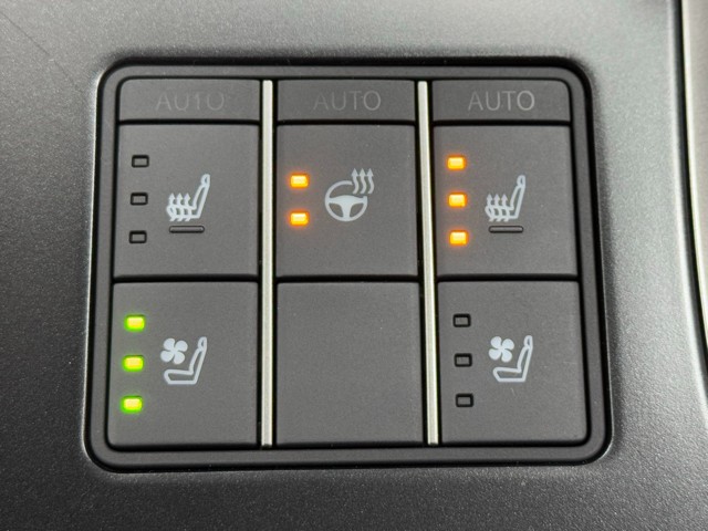 レクサス UX250h グレイスフルExplo