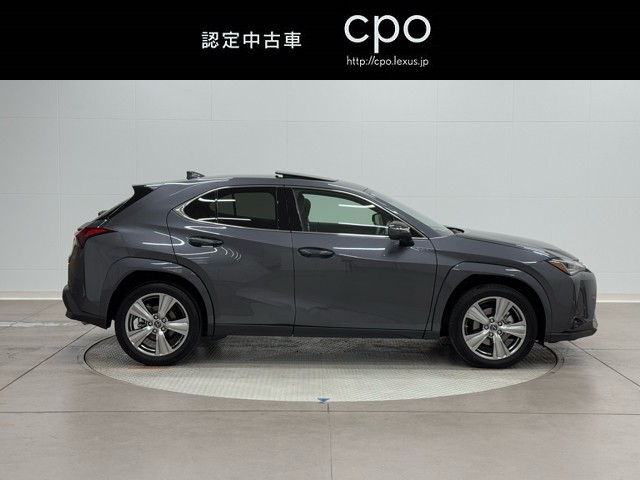レクサス UX250h グレイスフルExplo